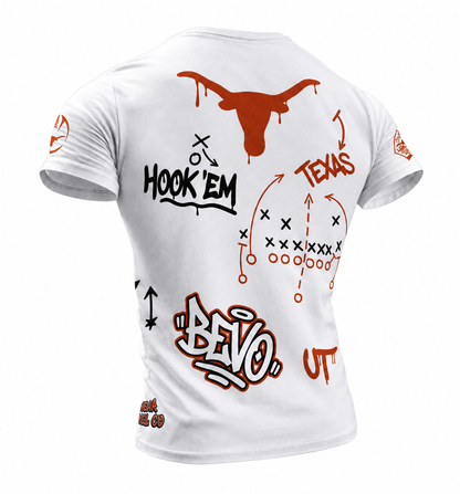 Hook ’Em Tee